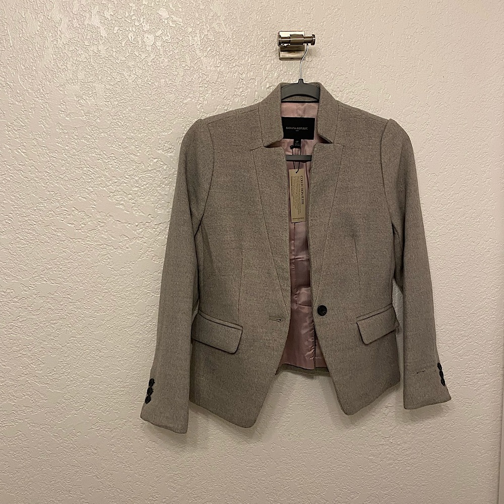 Banana Republic, Women’s blazer, size 0P